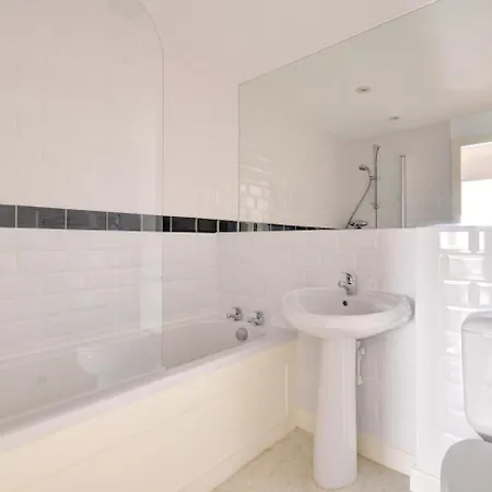 2 Bed In Oc-w408 *