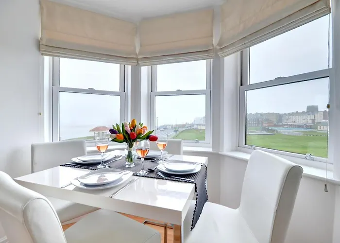 2 Bed In Oc-w408 Apartment