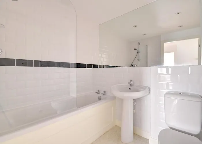 2 Bed In Oc-w408 *